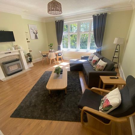 Spacious Guest Flat Near Roundhay Park Leeds  Luaran gambar